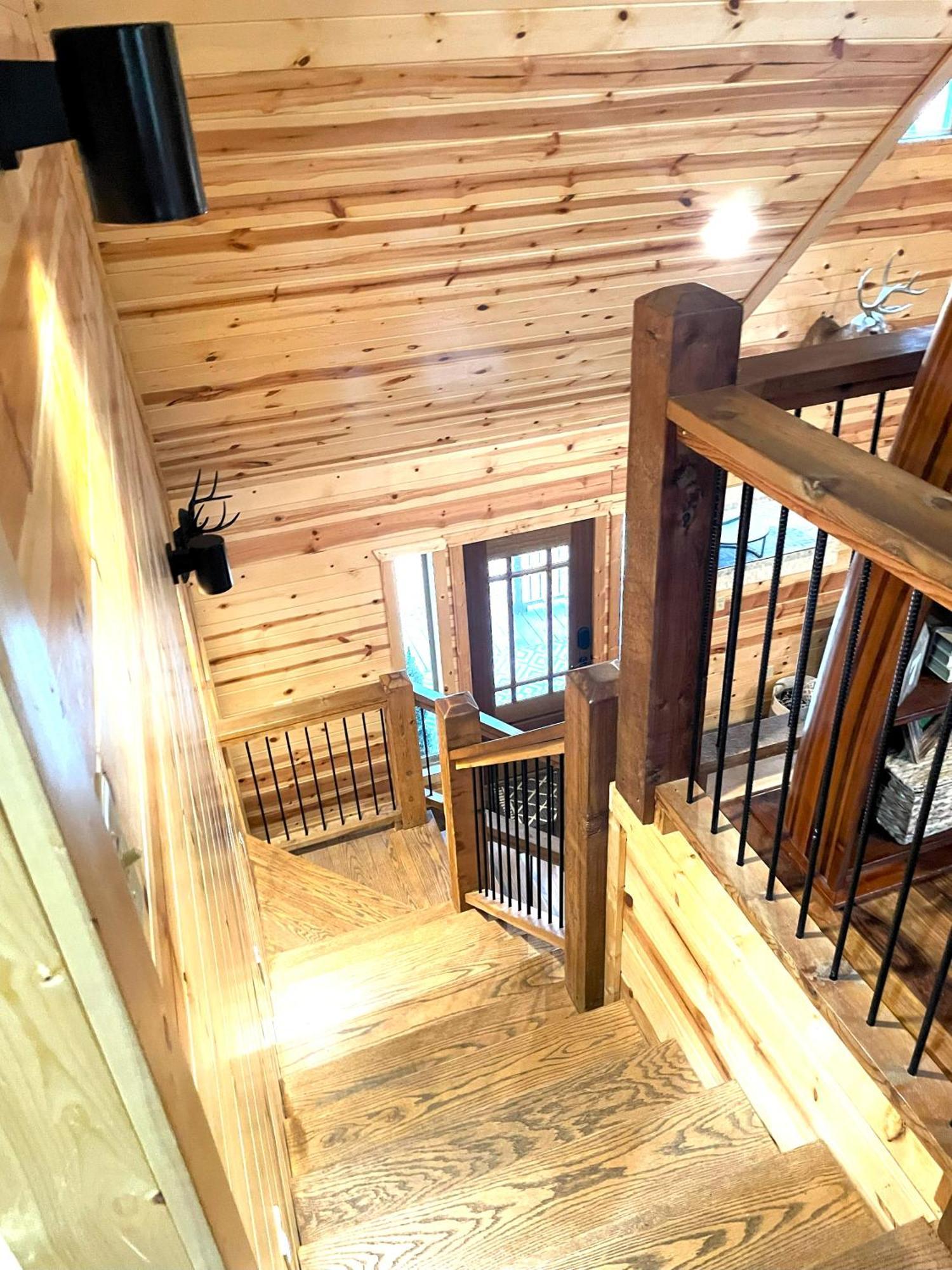 4Br/3Bth Family Cabin With A Hot Tub, Sleeps 14 布罗肯鲍 外观 照片
